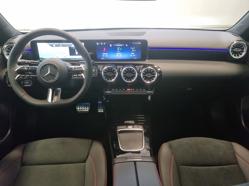 Image Mercedes-Benz CLASSE A 250 e Hybrid EQ AMG Line  